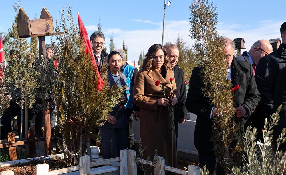 Başkan Yüceer Depremin Yıl Dönümünde Adıyaman'da 