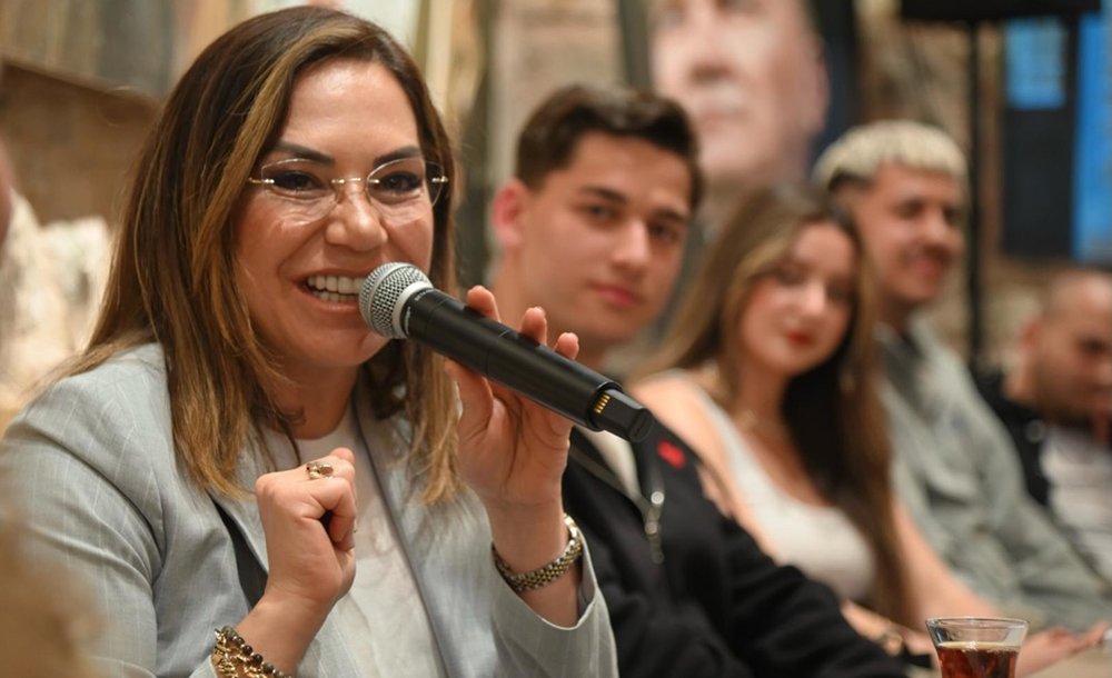 Başkan Yüceer Tekgençfest Öncesi̇ Geçnlerle Buluştu 