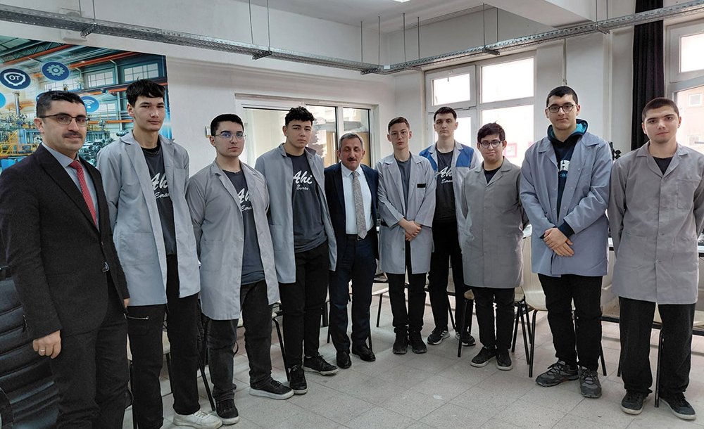 Bayraktar Belgeseli Çorlu'da Öğrencilerle Buluştu