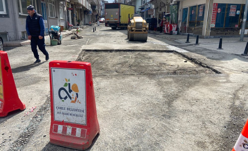 Belediye O Sokakta Çalışma Başlattı 