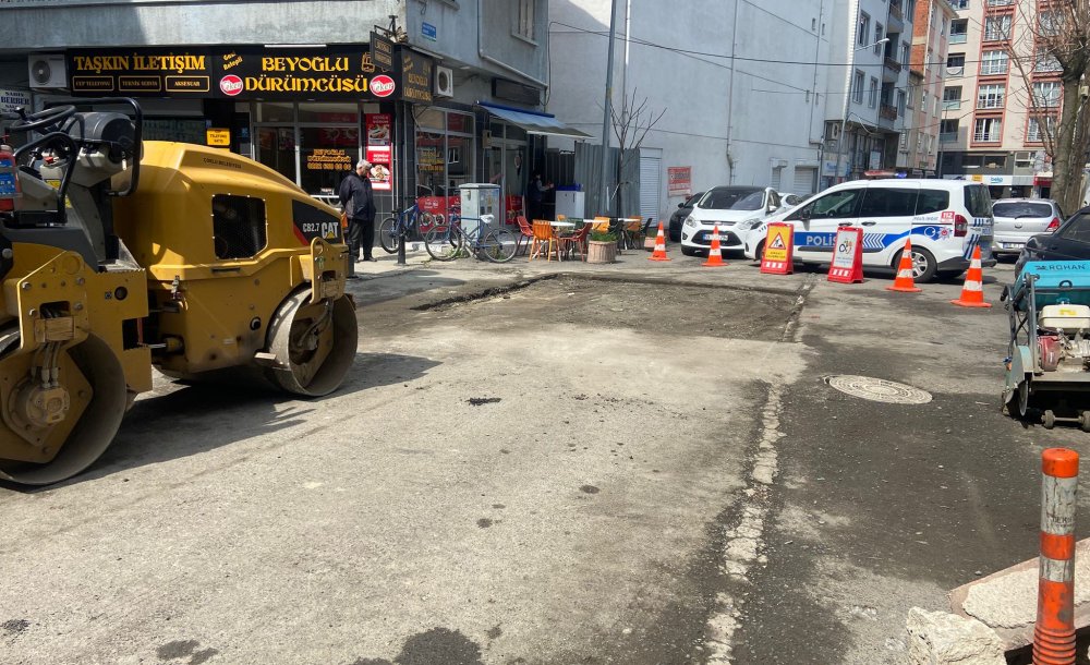 Belediye O Sokakta Çalışma Başlattı 