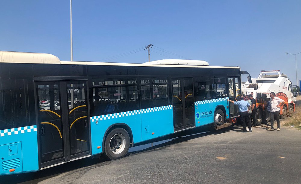 Belediye Otobüsünde Korkutan Yangın 