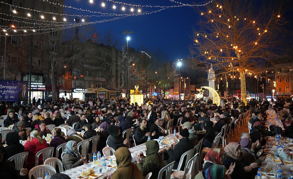 Binlerce Çorlulu Gönül Sofrasında Buluştu