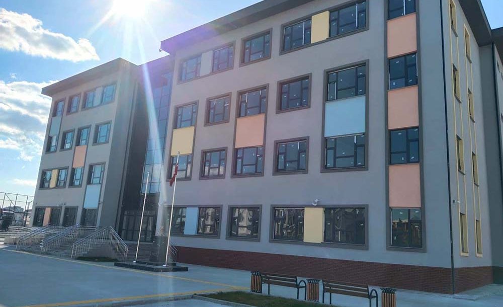 Bir Okulun Daha İnşaatı Tamamlandı