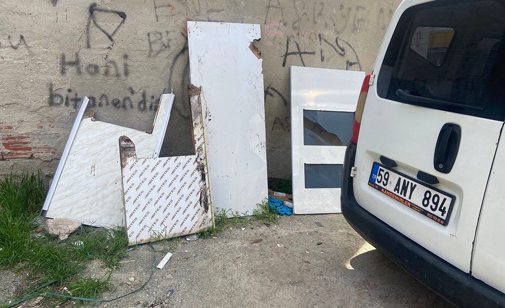 Boş Araziler Çöplüğe Dönüşüyor  