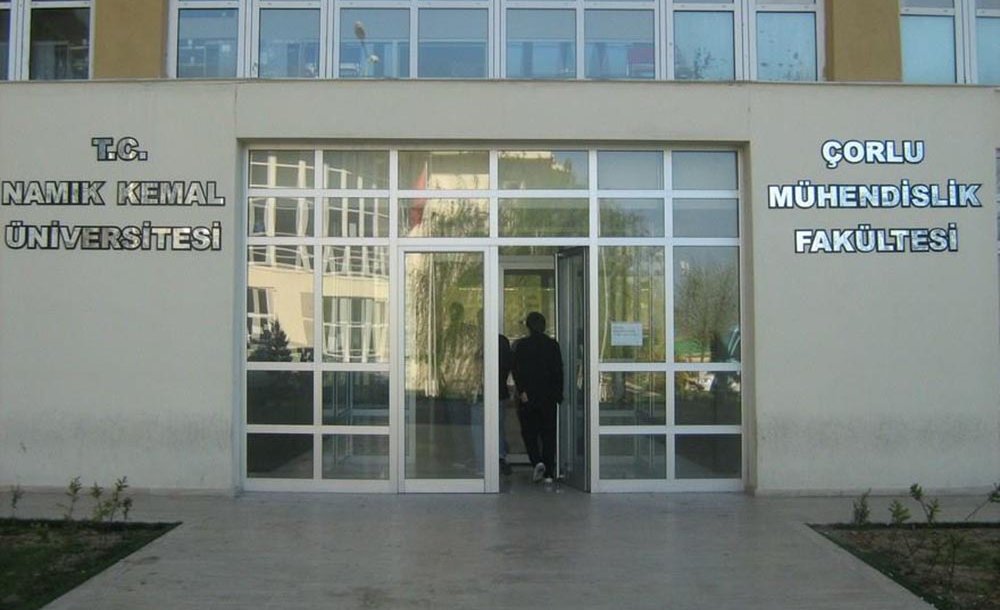 Boşaltılan Fakülte Binası Yıkılacak Mı?