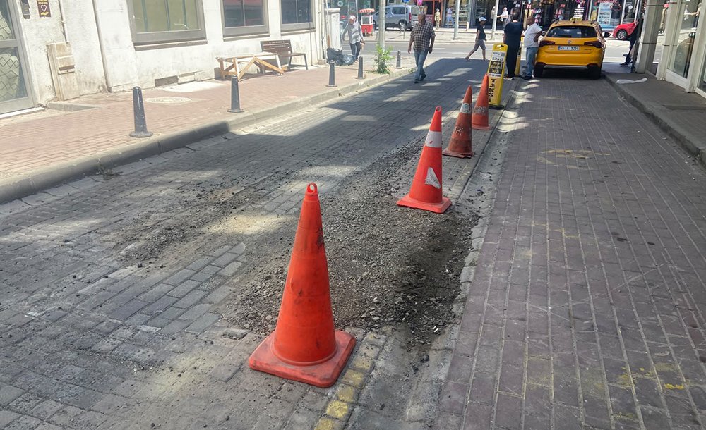 Bozuk Yollar Tepki̇ Çeki̇yor