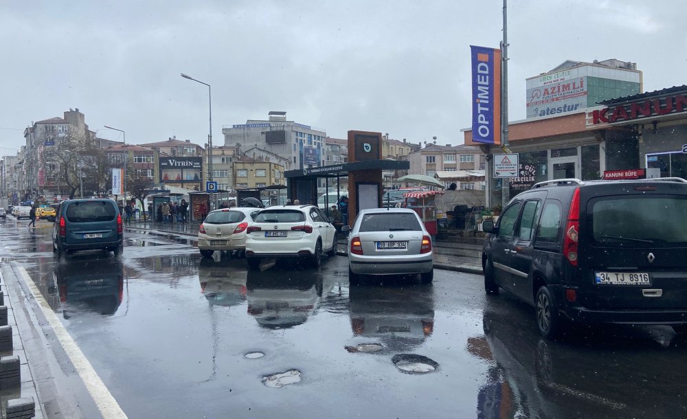 Bu Durağın Çilesi Ne Zaman Bitecek?