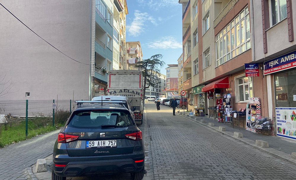 Bu Mahallerde Park Yeri Bulmak Mucize!