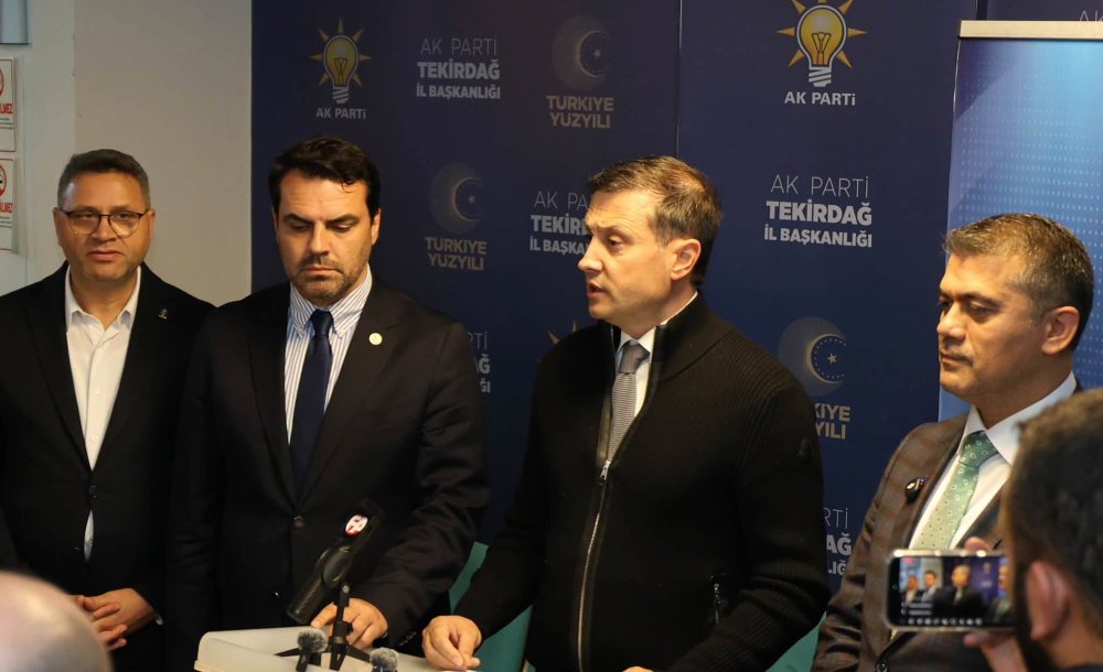 Candan Yüceer'den Vahap Akay'a Sert Sözler 
