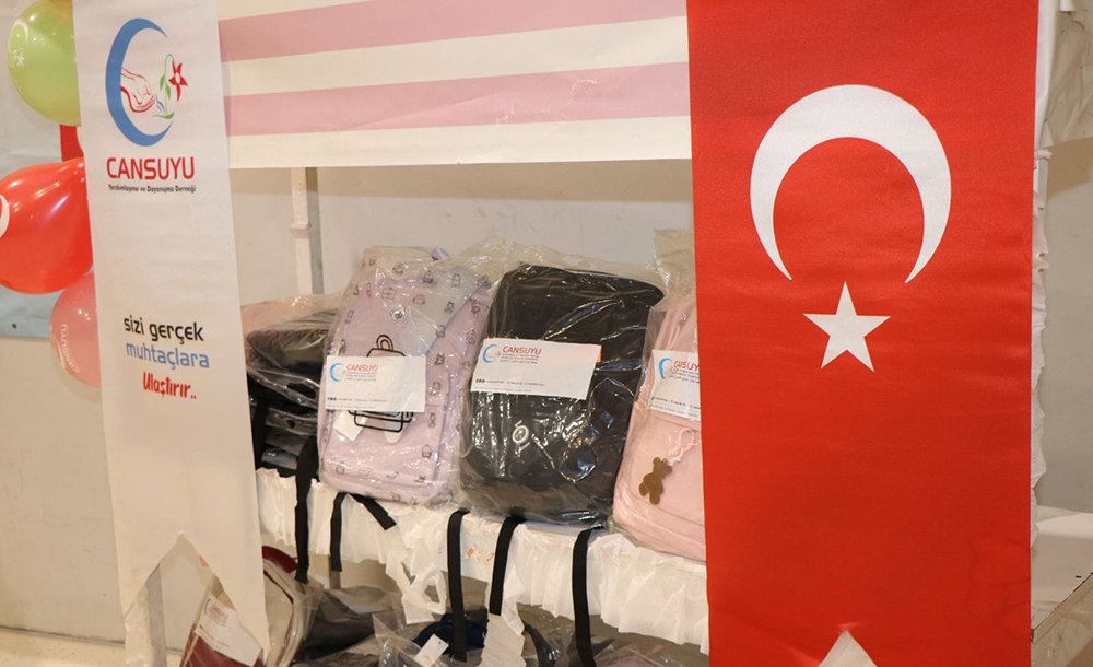 Cansuyu Derneği'nden Öğrencilere Kırtasiye Desteği 