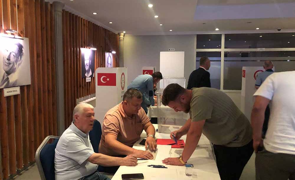 Chp'de Delege Seçimi Yapıldı 
