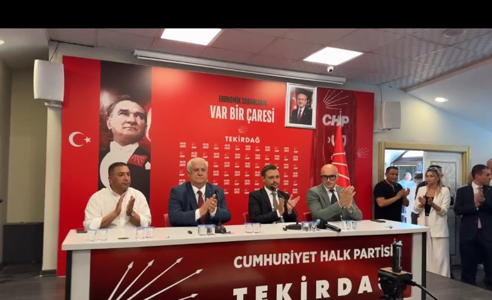 Chp'de Devir Teslim Töreni Yapıldı