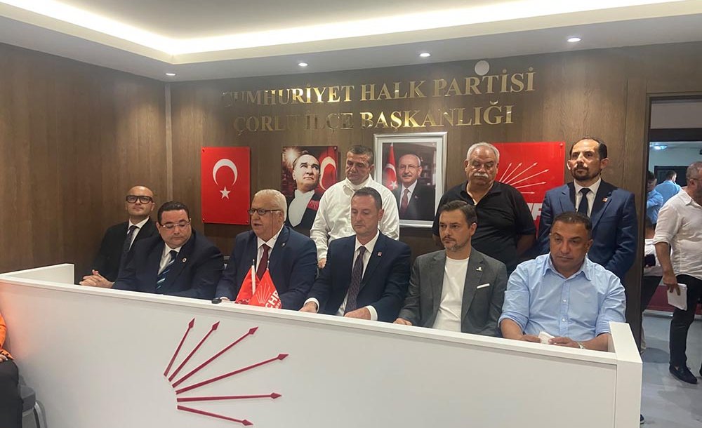 Chp'de Uysalcan Dönemi Başladı 