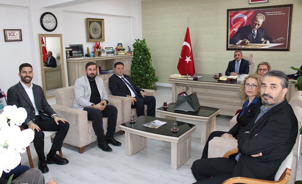 Chp'den Milli Eğitim Müdürlüğüne Ziyaret