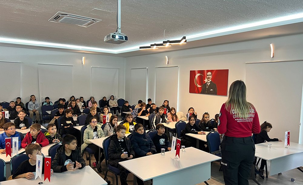 Çi̇sad'dan Afet Farkındalık Eğitimi 