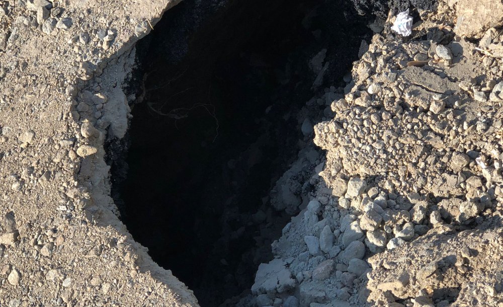 Çöken Yol Tehli̇ke Yaratiyor!