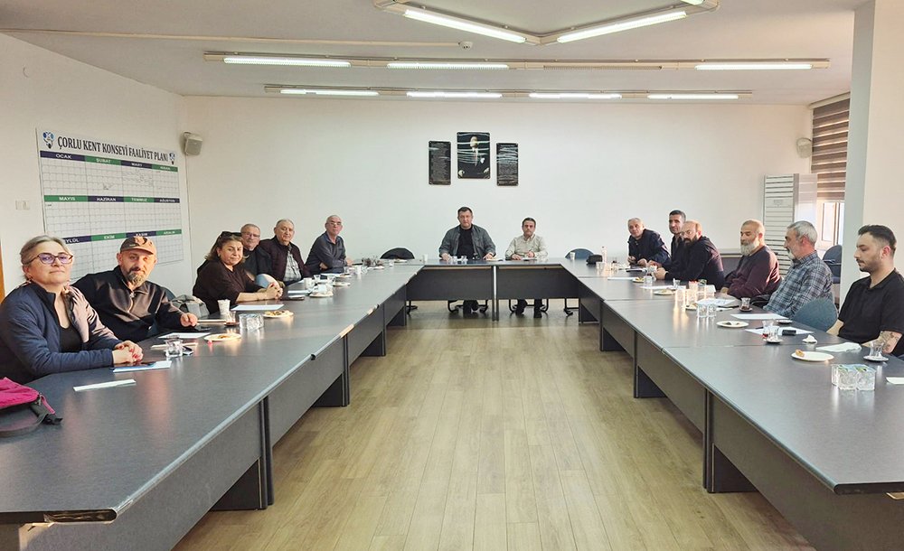 Çorlu 1 Mayıs'ı Kutlamaya Hazırlanıyor 