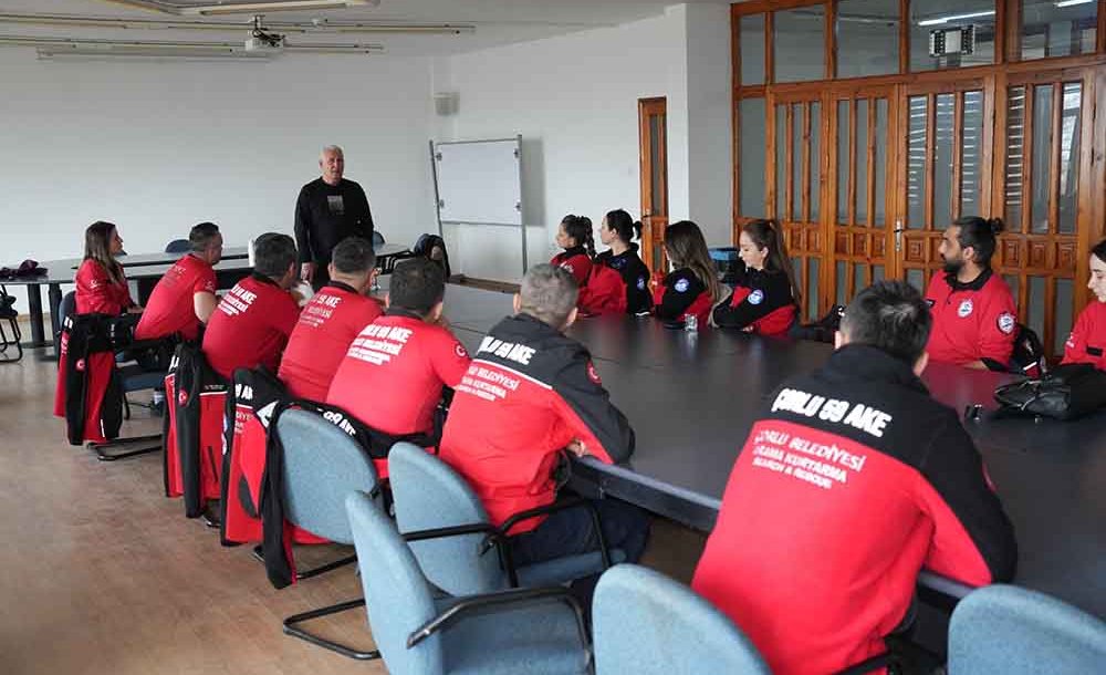 Çorlu Ake, Psikoloji Ve Kriz İletişimi Eğitimi Aldı