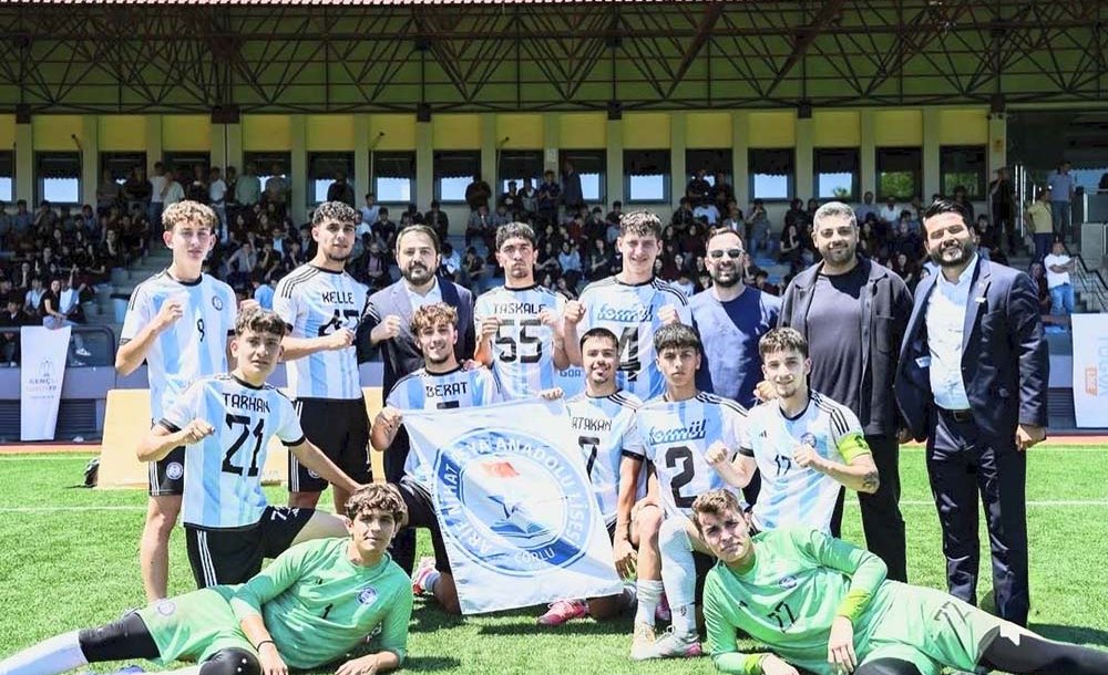 Çorlu Arif Nihat Asya Anadolu Lisesi Türkiye Üçüncüsü Oldu