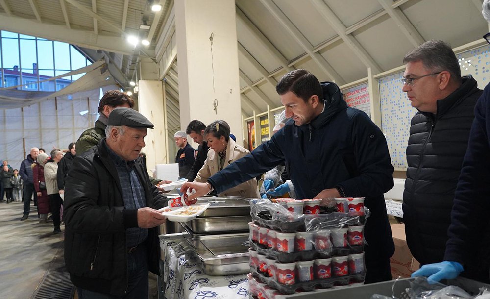 Çorlu Belediyesi'nden Senenin İlk İftar Sofrası