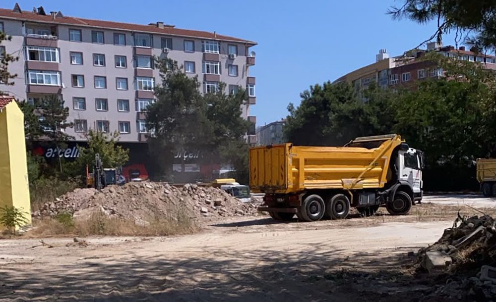 Çorlu İlkokulu'nun Yerine Yeni Okul Yapılıyor