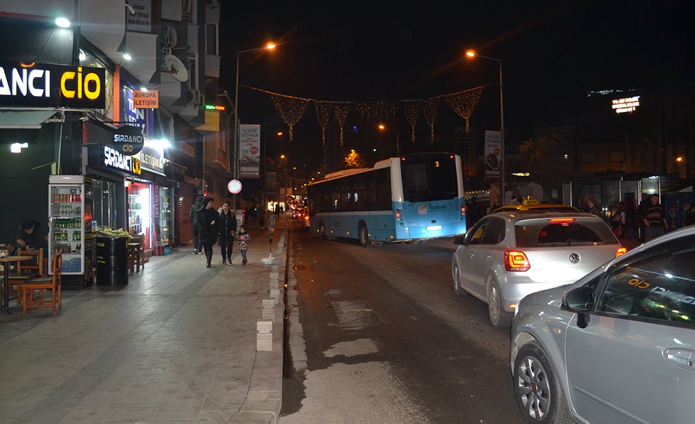 Çorlu Trafi̇ği̇ne Çözüm Bekleni̇yor 