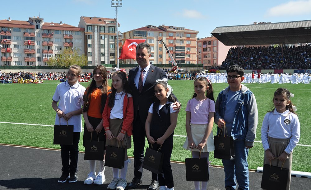 Çorlu'da 23 Nisan Coşkusu Yaşandı 