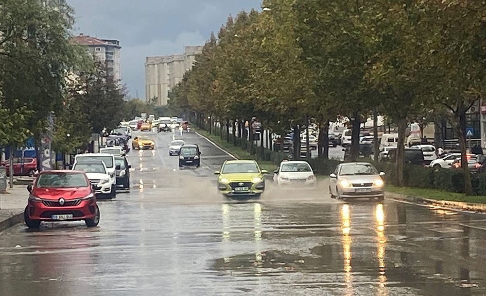 Çorlu'da Bazı Bölgeler Yine Göle Döndü 