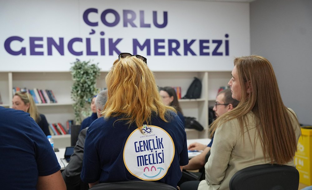 Çorlu'da Gençlik Merkezi Açılışı Gerçekleştirildi
