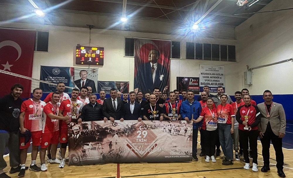 Çorlu'da Kurumlar Arası Voleybol Turnuvası