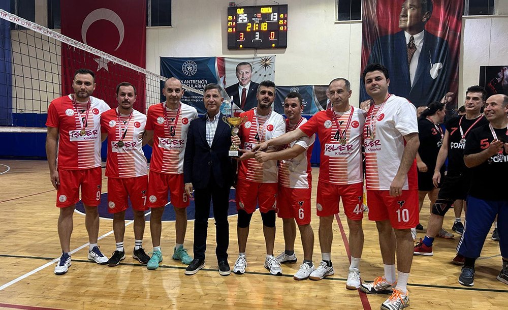 Çorlu'da Kurumlar Arası Voleybol Turnuvası