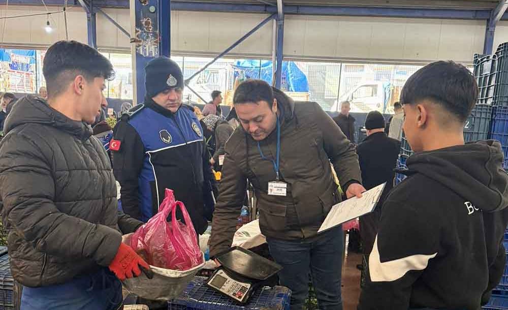 Çorlu'da Pazar Yerlerinde Sıkı Denetim
