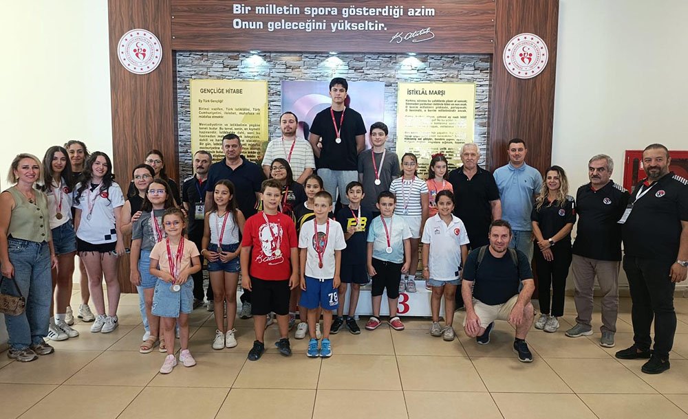 Çorlu'da Zafer Bayramı Satranç Turnuvası Heyecanı