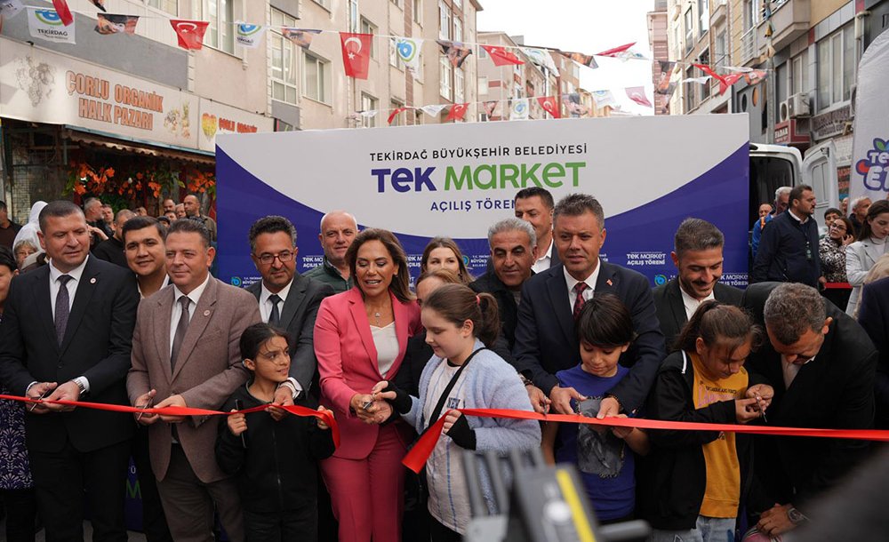 Çorlu'ya 2 Tek Market Birden Açıldı