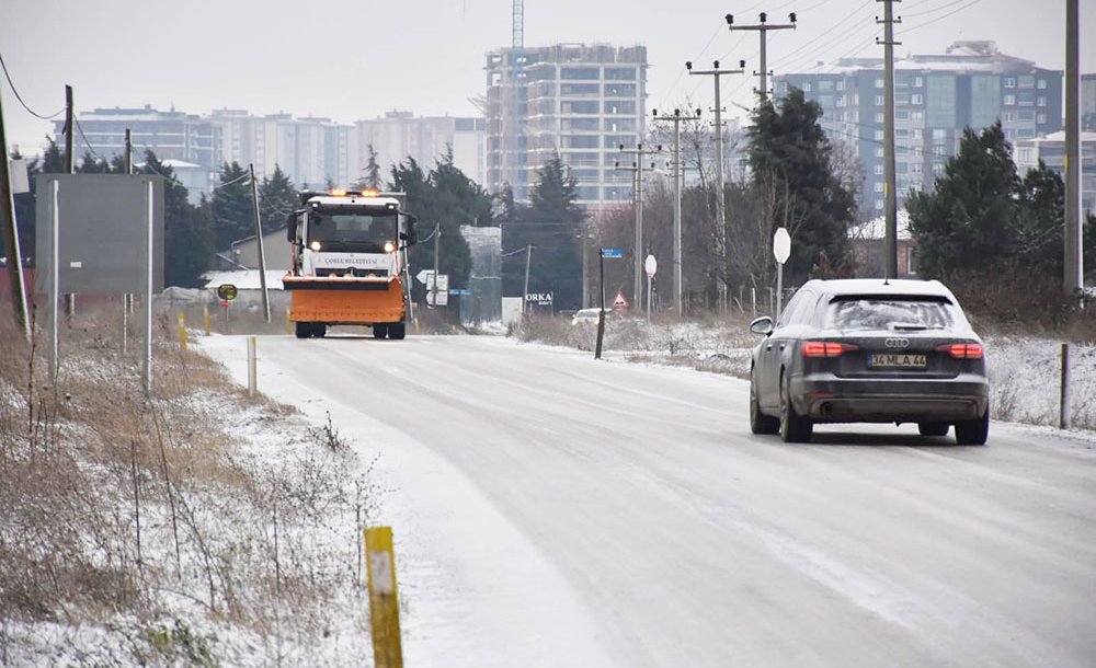 Çorlu'ya 2'Nci Kez Kar Yağdı 