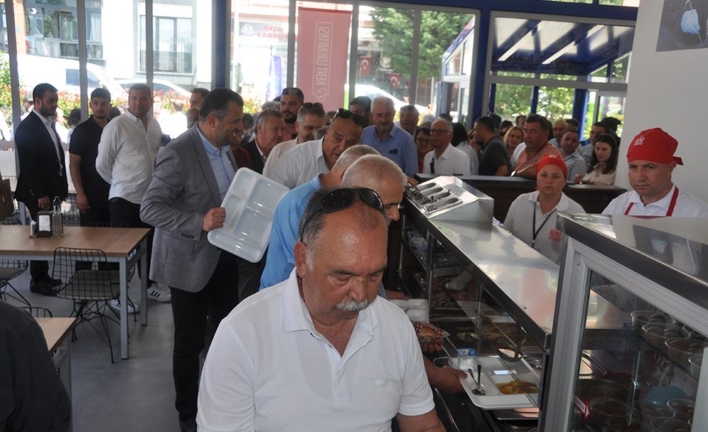 Çorlu'ya İlk Kent Lokantası Açıldı 