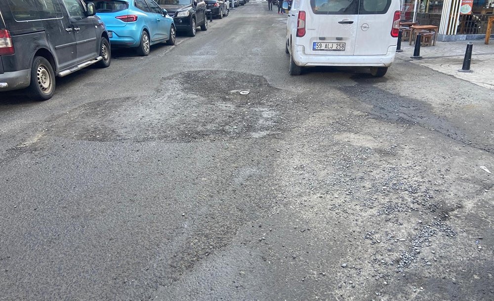 Çukur Aylardır Kapatılmayı Bekliyor 