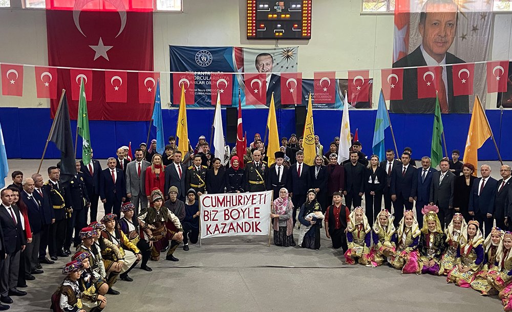Cumhuri̇yet Bayramı Coşkuyla Kutlandı