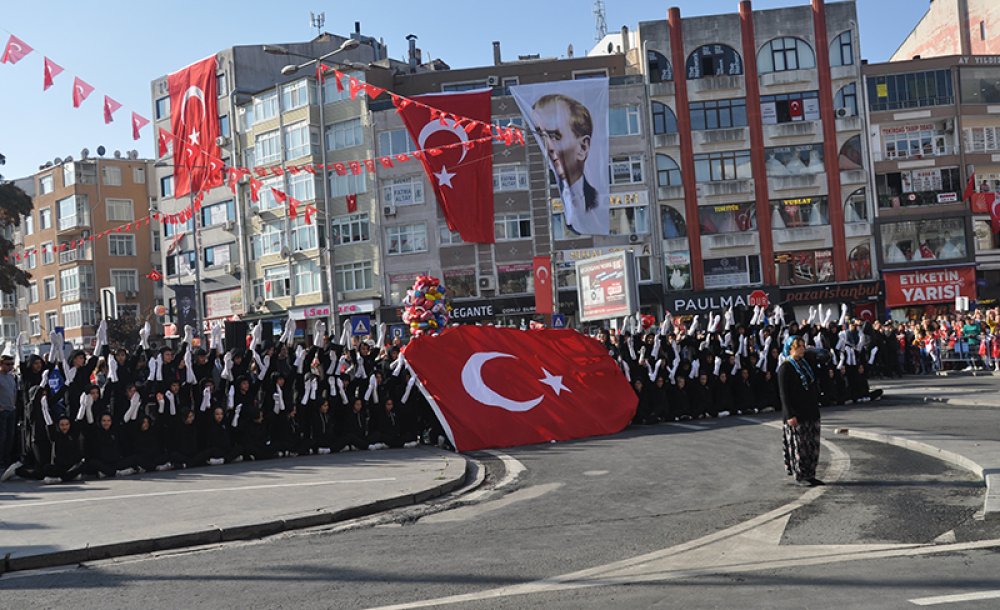 Cumhuriyet Bayramı Coşkuyla Kutlandı 