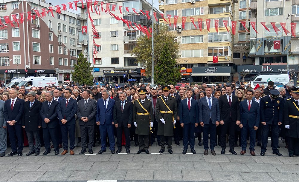 Cumhuri̇yeti̇mi̇z 103 Yaşinda 