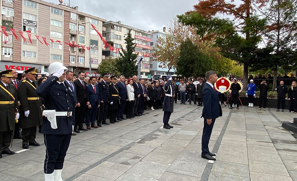 Cumhuri̇yeti̇mi̇z 103 Yaşinda 