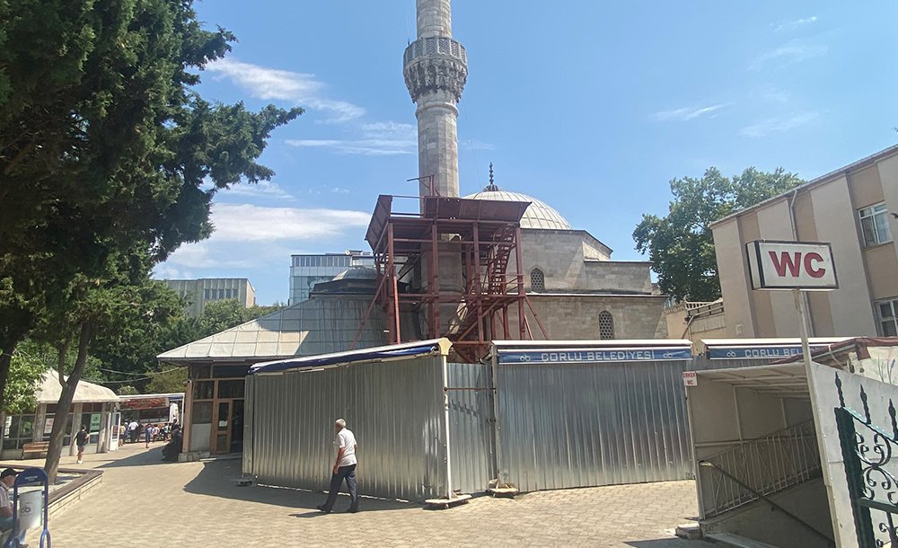 Daha Kaç Yıl Böyle Bekleyecek!