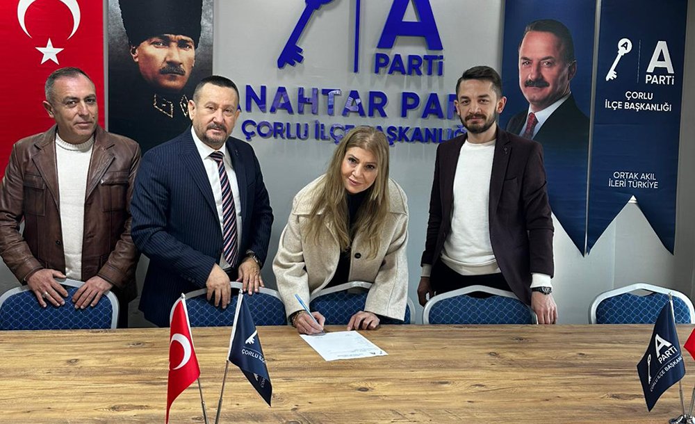 Denge Partisi'nden Anahtar Parti'ye Geçti 