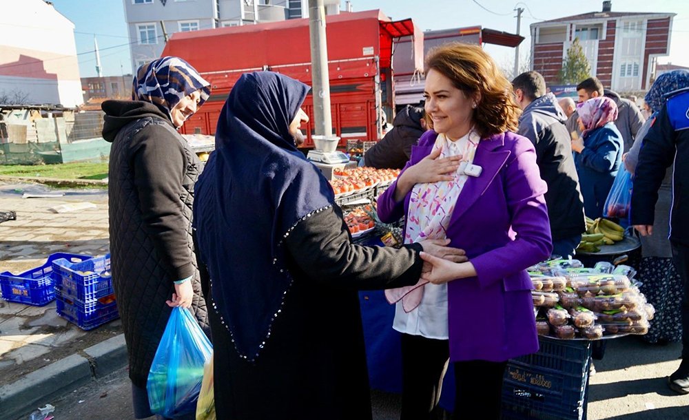 Ergene Cumhuriyet Mahallesi'nde Halk Pazarı Hizmete Açıldı