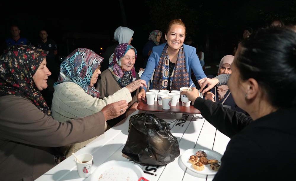 Ergene'de Çaylar Ve Kahveler Müge Başkandan!