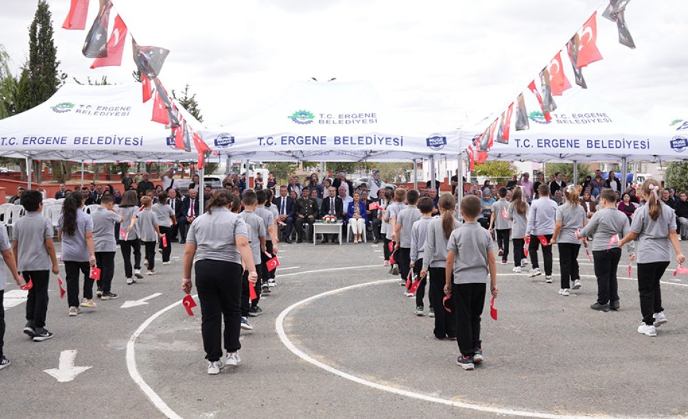 Ergene'de İlköğretim Haftası Gösterilerle Kutlandı