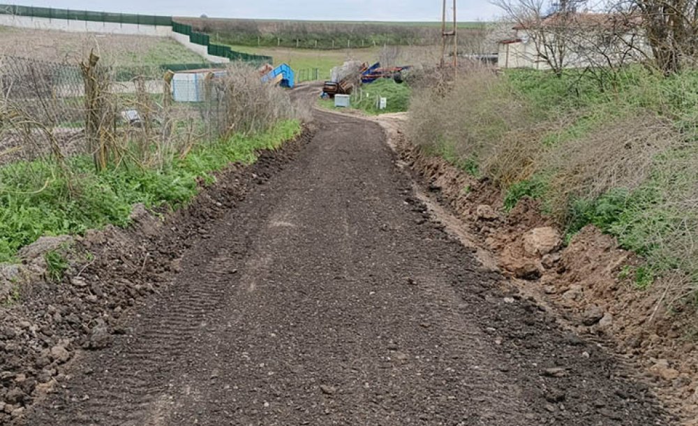 Ergene'de Yol Bakım Ve Onarım Çalışmaları Aralıksız Sürüyor