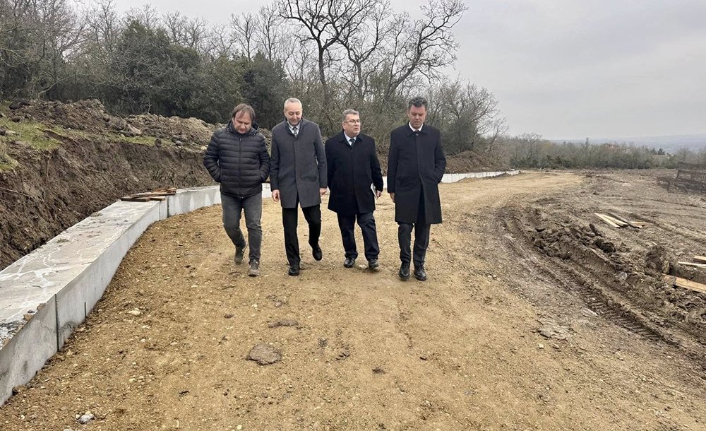 Esetçe Mevkine 1500 Köpek Kapasiteli Yaşam Merkezi 