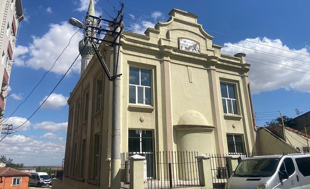 Eski Sinagog Yeni Cami Restorasyon Bekliyor